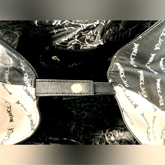 Betsey Johnson black and white tote bag.
Reversible NWOT - Picture 8 of 10